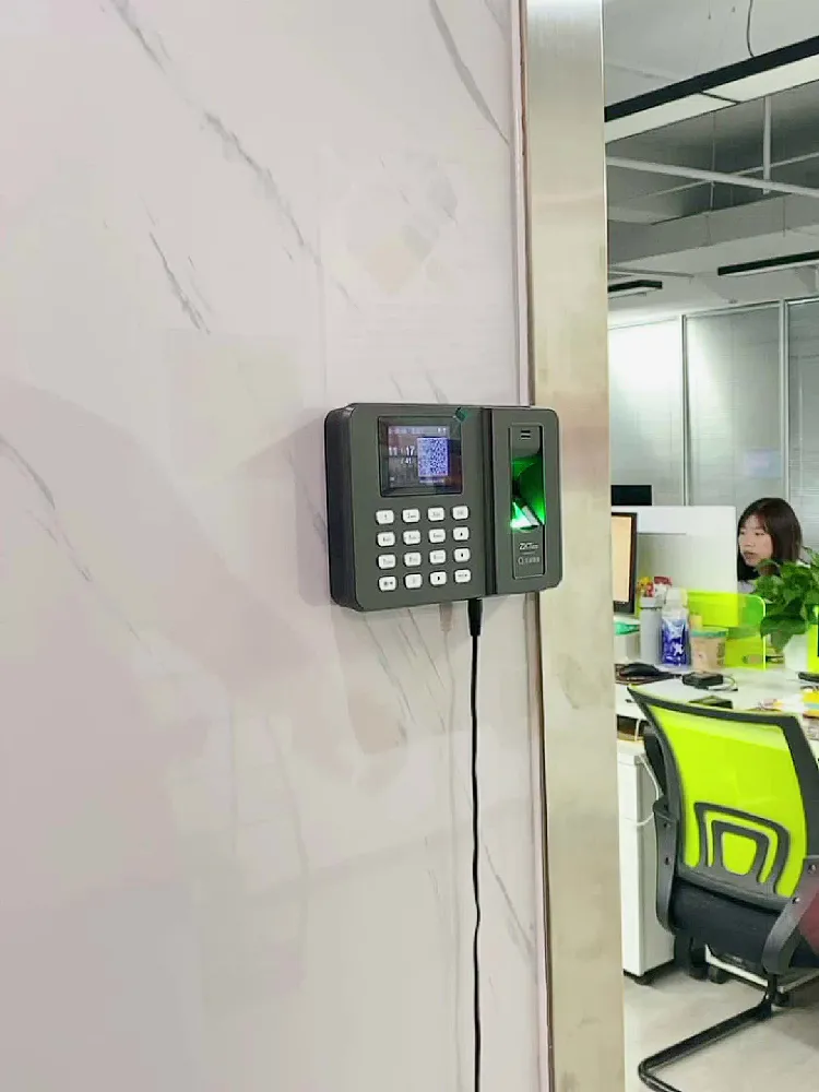 🚀 打盹也能秒打卡！ZKTECO智能云指纹考勤机来啦！👏