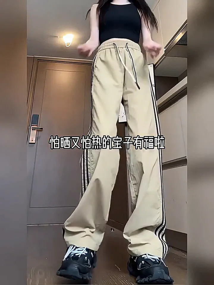 建议男同胞们锁死这条工装裤！四季都能穿