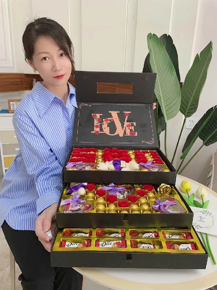 来瞅瞅这个德芙多唯巧克力礼盒!