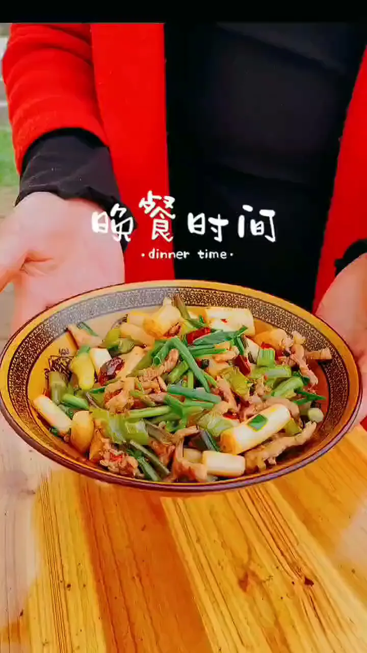 🍱酸辣脆爽,洪湖美味来袭!