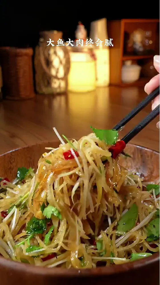 干饭人必看！这咸菜丝香迷糊了！