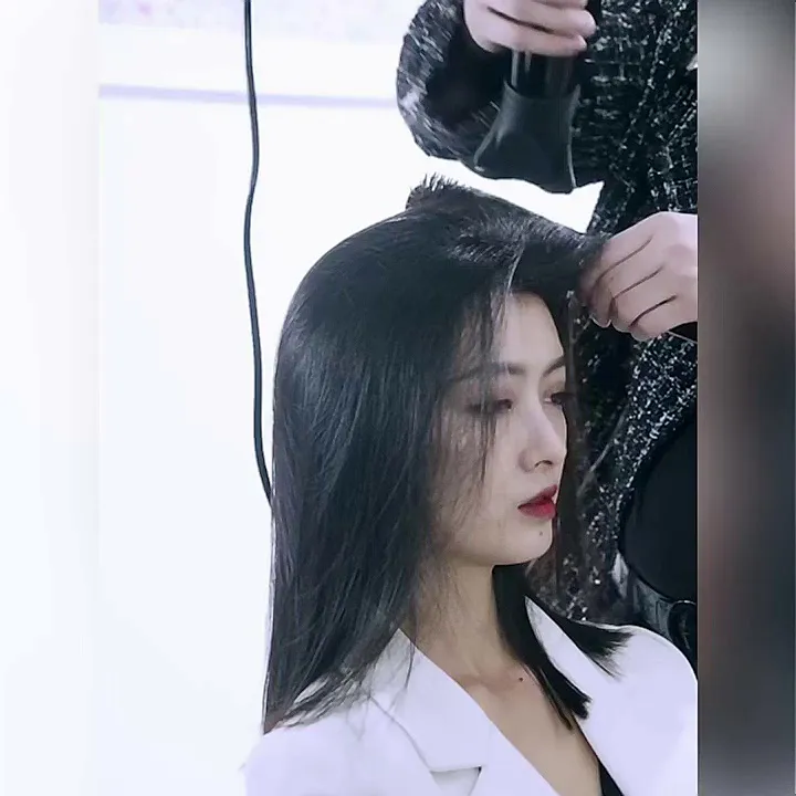 找不到第二个比它好用的美发吹风机了！！