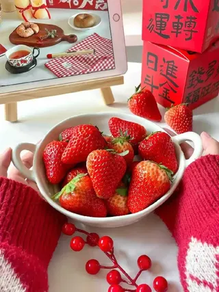 🍓「丹东 99 大草莓，冬日里的甜蜜炸弹！」