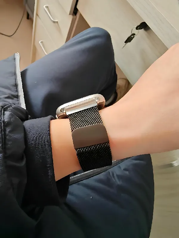 磁吸秒调松紧！硅胶表带超透气，运动通勤两不误！