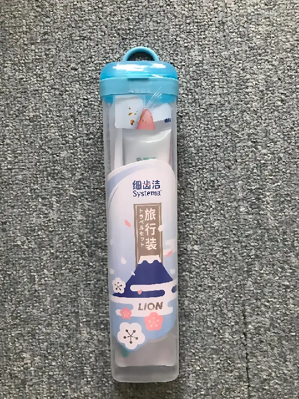 刷毛细密不伤龈，樱花牙膏超期待👍