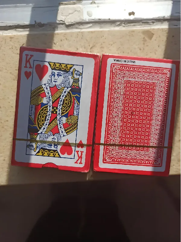 红背纹扑克牌，聚会气氛直接拉满🎉