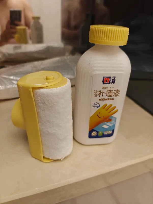 墙面焕新急救站！墙面脏污细纹一键“磨皮”