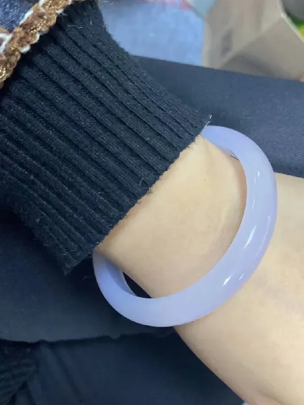 揭开手镯“宝盒”👀不同人群适合什么玉髓手镯