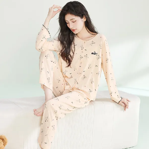 “你是不是也总烦恼春秋季找不到合适的家居服？”