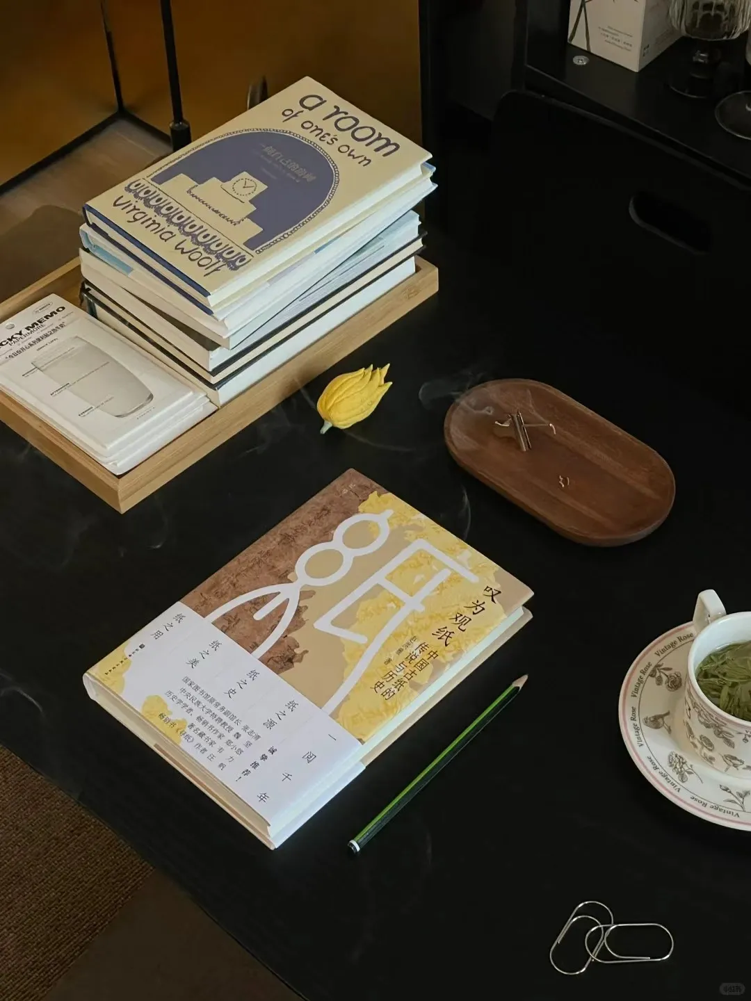 纸质书的存在本身就很浪漫