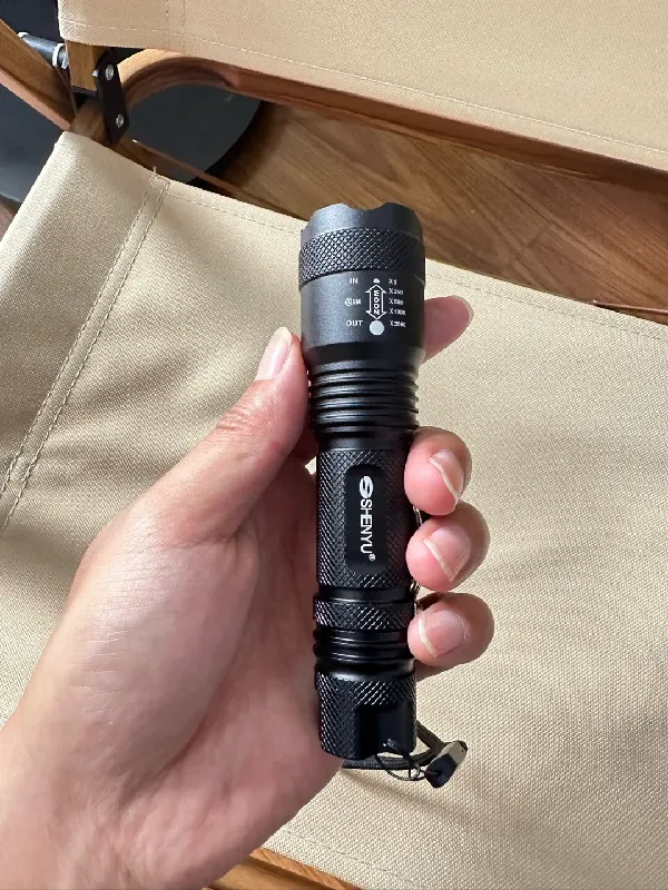 这个几十块的手电筒真的绝绝子啊啊啊！