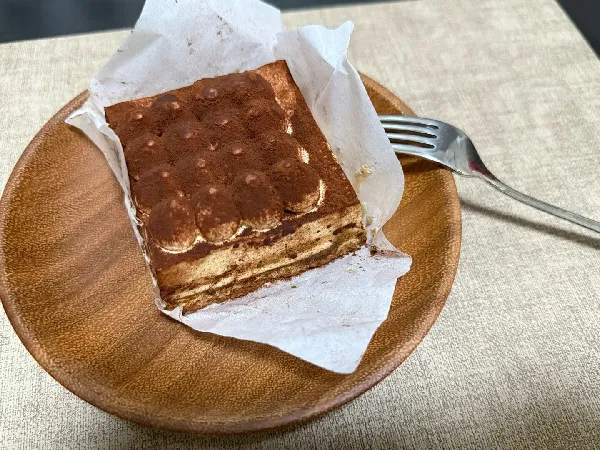 点击解锁甜品系美味新体验，甜蜜轻而易举