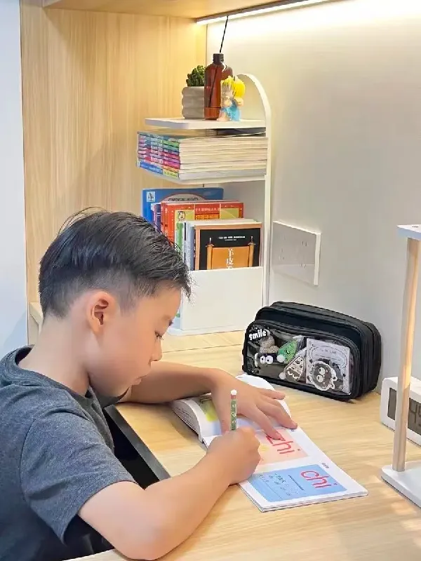 🎀学生党闭眼入!这款透明笔袋颜值也太高了吧!