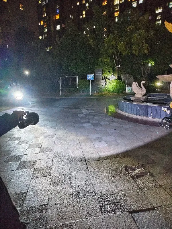 以光破暗，照明没在怕的！