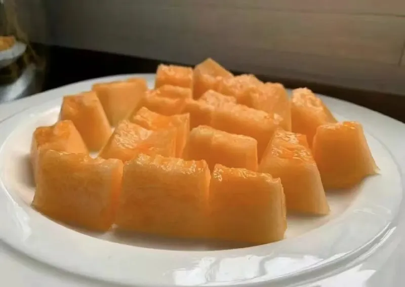 咬一口脆甜多汁，满满的热带风味，孕妇也能放心吃~