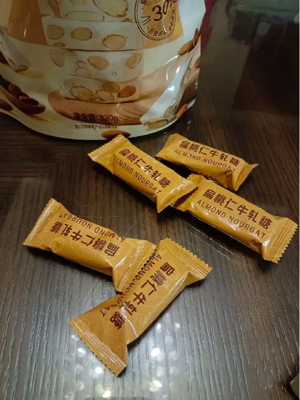 想给全世界安利这款扁桃仁牛轧糖!