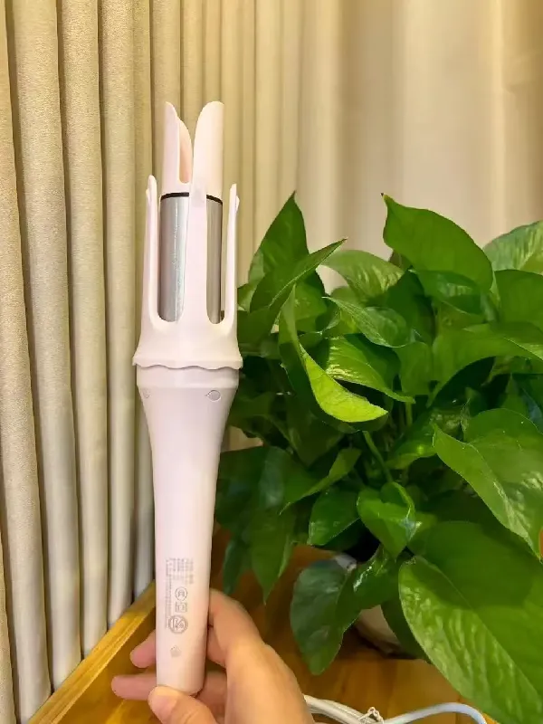 🍓PLOG|新人博主第4天｜卷发棒带来的日常惊喜🔁