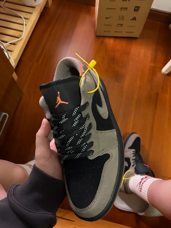 Jordan AJ1 摩卡小倒钩 | 潮流联名预告！