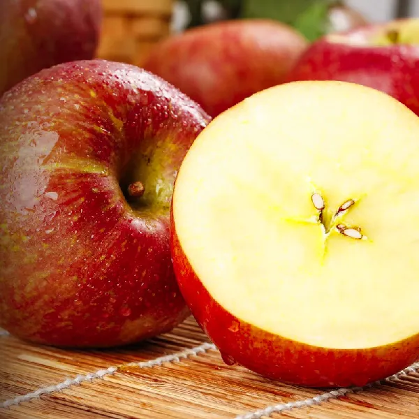 京觅洛川苹果高原阳光果，脆甜多汁的味蕾惊喜！🍎
