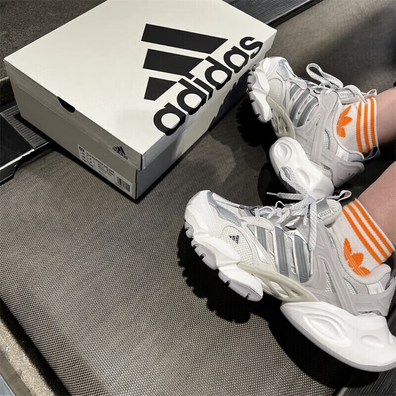 👟阿迪达斯FOS系列运动鞋种草 | 时尚与舒适并存