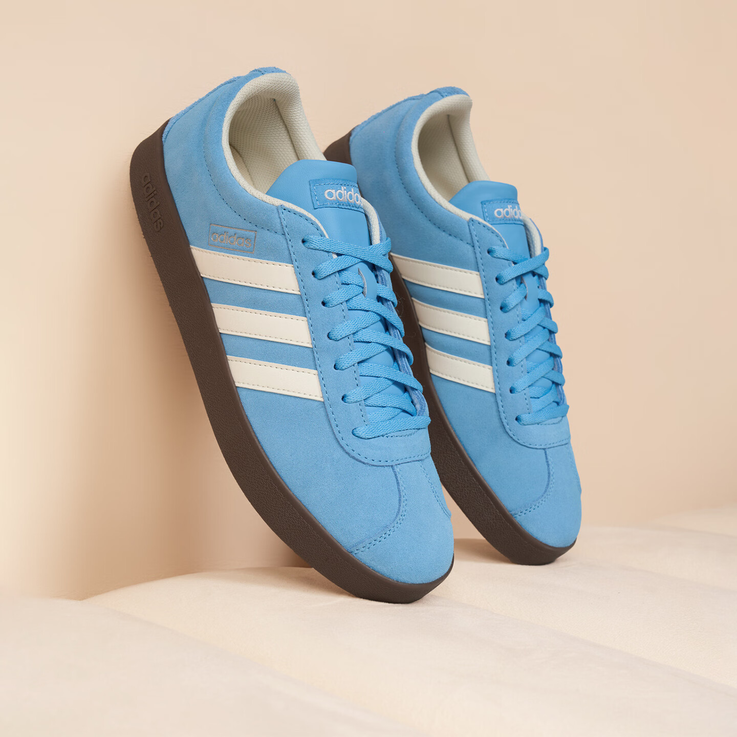 🌟 时尚达人必备!adidas「T头鞋」VL COURT复古休闲板鞋德训鞋超全种草指南