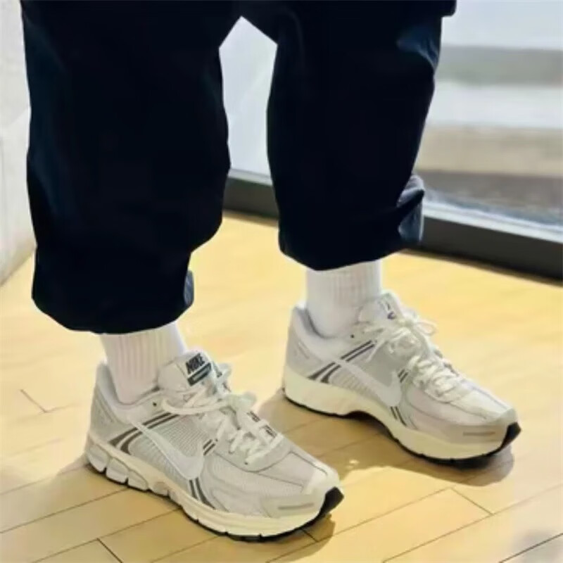 🥾春季跑步必备 | 耐克ZOOM VOMERO 5运动鞋
